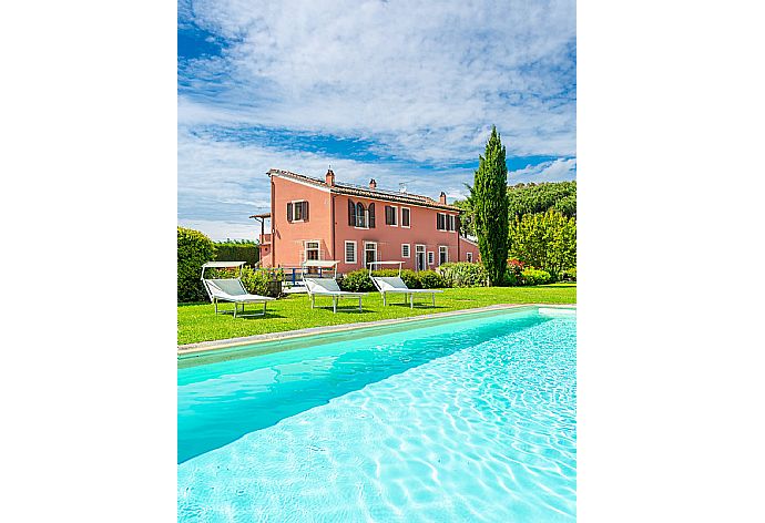 Beautiful villa with private pool, terrace, and garden . - Villa Rossa . (Fotogalerie) }}