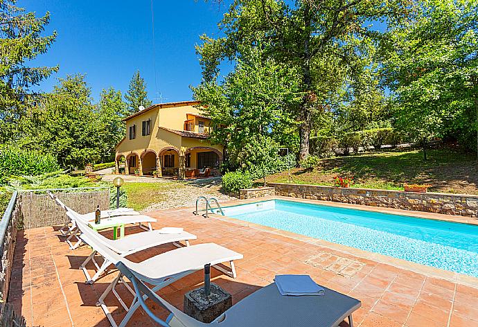 Beautiful villa with private pool, terrace, and garden . - Villa Casa al Sole . (Galleria fotografica) }}