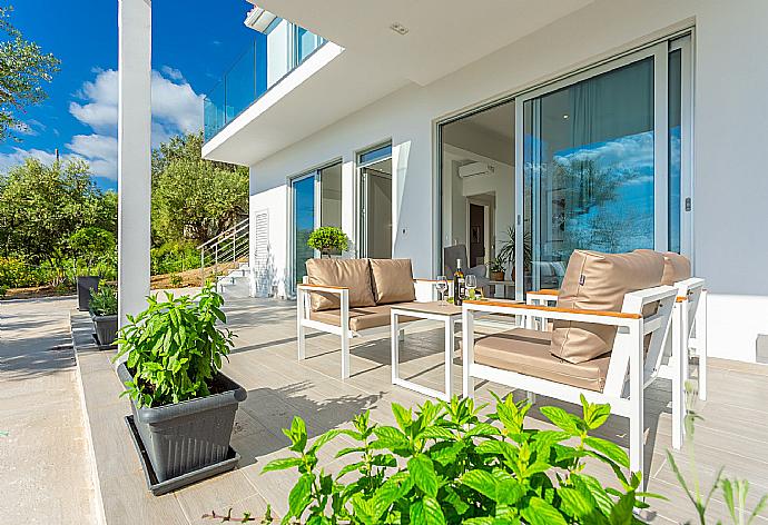 Beautiful apartment with terrace and sea views . - Apartment Casalma Ena . (Photo Gallery) }}