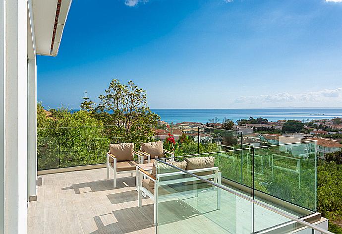 Beautiful apartment with terrace area and sea views . - Apartment Casalma Thio . (Galería de imágenes) }}