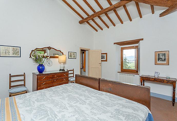 Double bedroom  . - Villa Il Giulione . (Galería de imágenes) }}