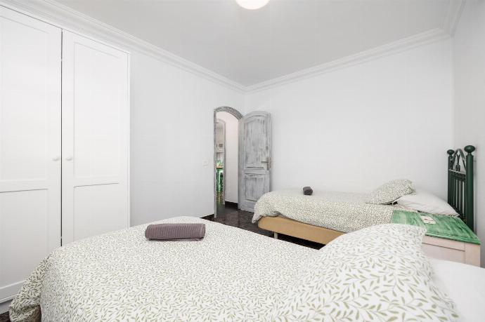 Unit 3: twin bedroom with A/C . - Villa Oasis de Asomada . (Photo Gallery) }}