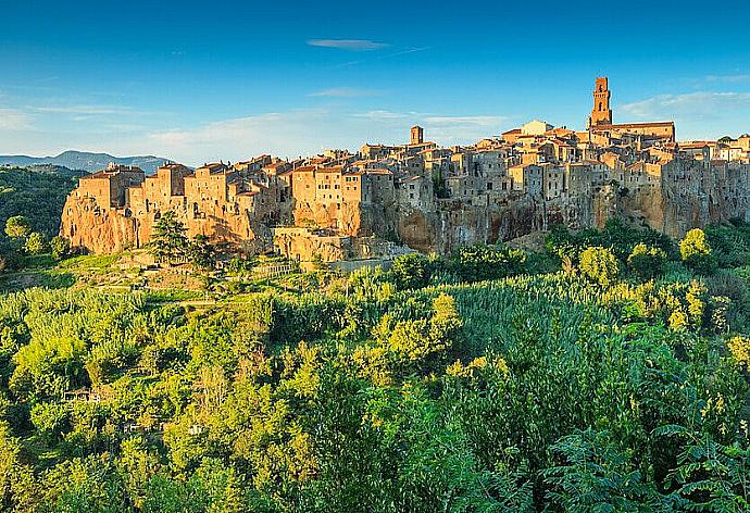 Pitigliano, Italy . - Villa Casale Le Selve . (Photo Gallery) }}