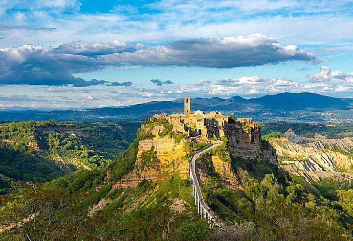 Civita di Bagnoregio . - Villa Casale Le Selve . (Photo Gallery) }}