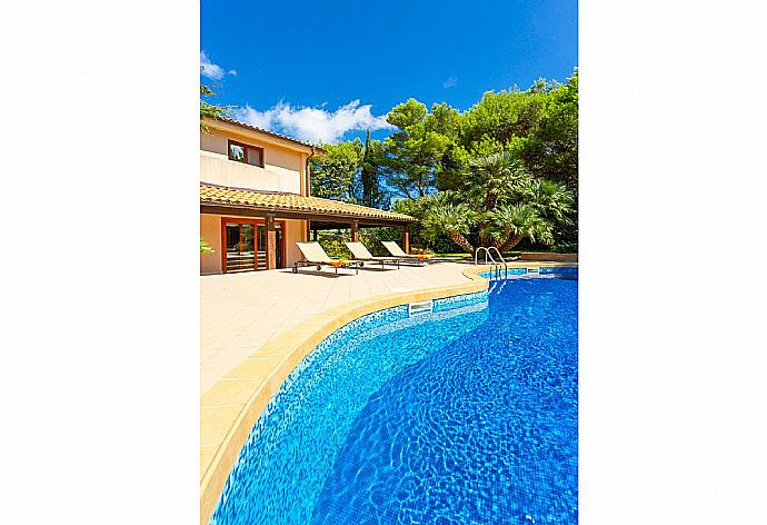 Beautiful villa with private pool, terrace, and garden . - Villa Venere . (Galerie de photos) }}