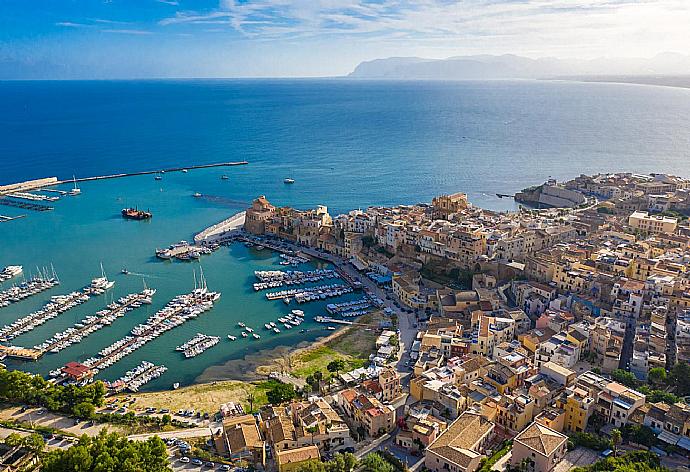 Castellammare del Golfo . - Villa Venere . (Galería de imágenes) }}