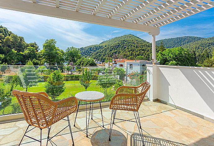 Balcony on first floor . - Villa Amarandos . (Galleria fotografica) }}