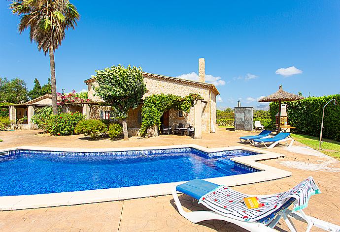Beautiful villa with private pool and terrace . - Villa Can Soler I . (Fotogalerie) }}