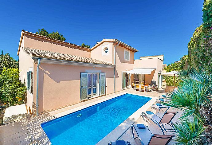 ,Beautiful villa with private pool and terrace . - Villa Synera . (Галерея фотографий) }}