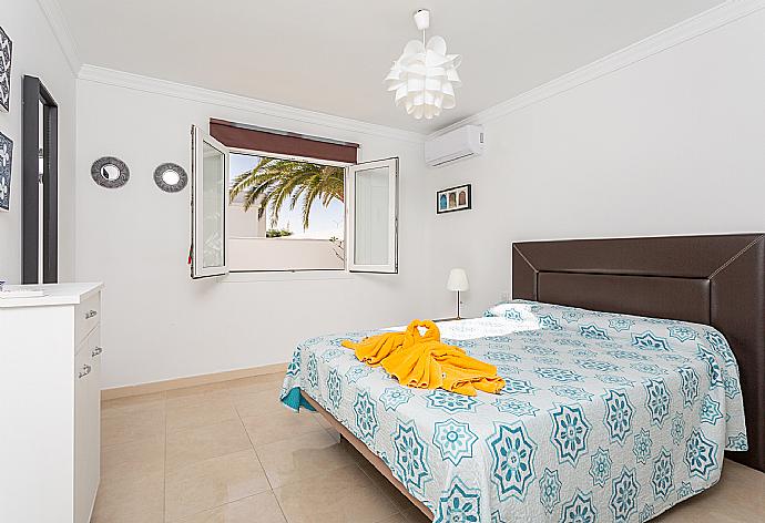 Double bedroom with A/C . - Villa Diego . (Photo Gallery) }}