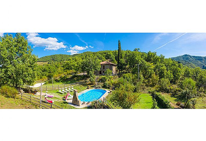 Aerial view of Villa Bellavista . - Villa Bellavista . (Fotogalerie) }}