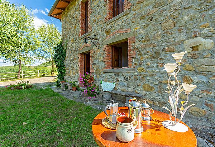 Garden area . - Villa Bellavista . (Fotogalerie) }}