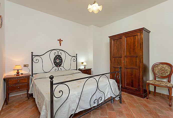 Double bedroom  . - Villa Bellavista . (Galería de imágenes) }}