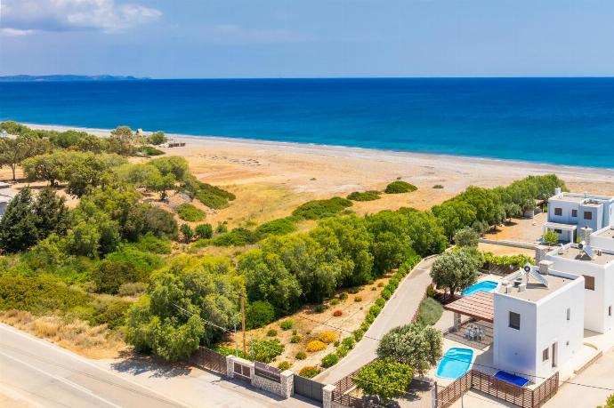 Aerial view of villa . - Villa Dias . (Photo Gallery) }}