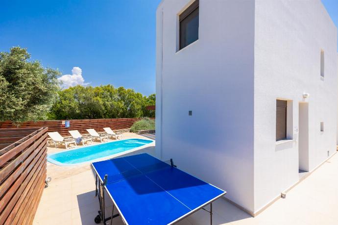 Terrace area with table tennis . - Villa Dias . (Photo Gallery) }}
