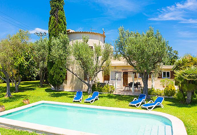 Beautiful villa with private pool, terrace, and garden . - Villa La Torre . (Fotogalerie) }}