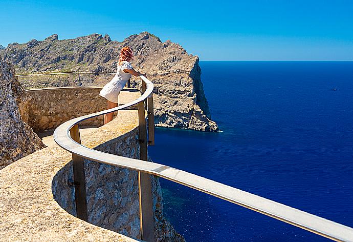 Cape Formentor . - Villa La Torre . (Galerie de photos) }}