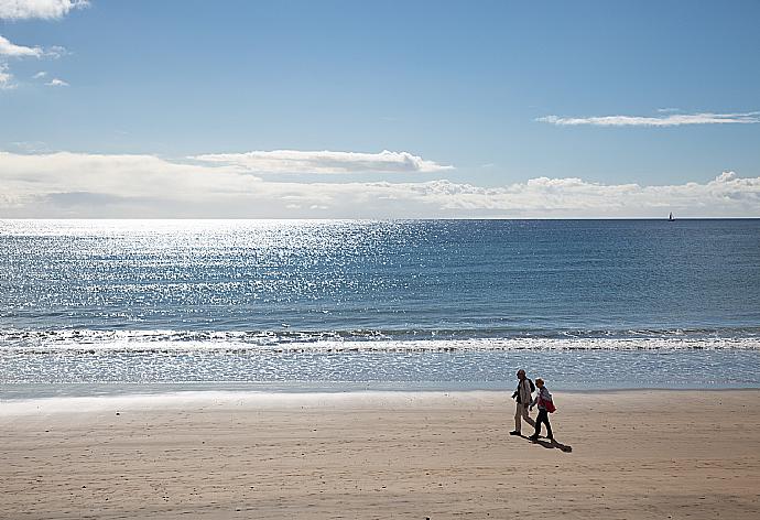 Local beach . - Villa Vista Mar . (Photo Gallery) }}