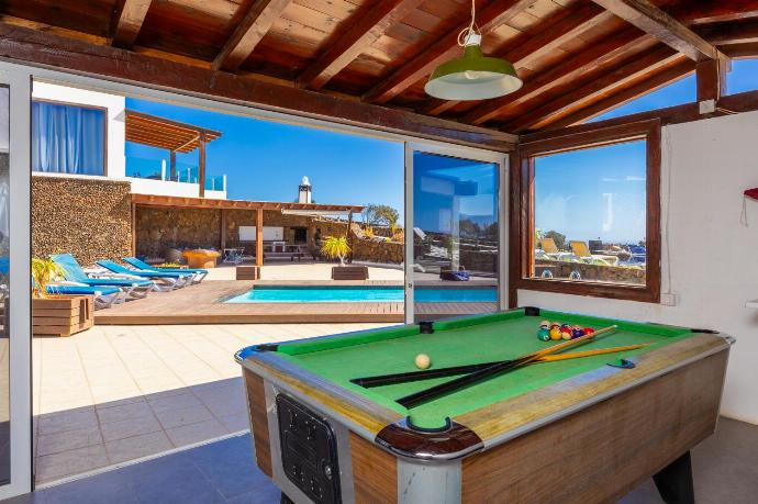 Pool table . - Villa Vista Mar . (Galerie de photos) }}