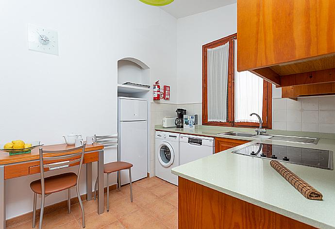 Equipped kitchen . - Villa Ignaci . (Galleria fotografica) }}