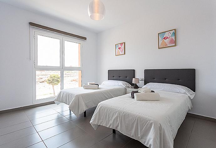 Single bedroom with A/C  . - Villa Mariposas Tres . (Galleria fotografica) }}