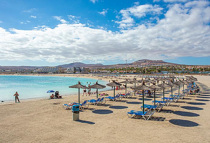 Puerto del Rosario . - Villa Mariposas Tres . (Fotogalerie) }}