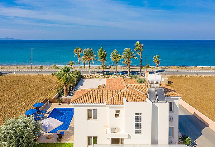 Aerial view of Villa Seashore One . - Villa Seashore One . (Fotogalerie) }}