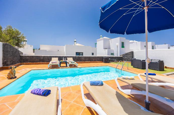Private pool and terrace . - Villa Costa Papagayo 6 . (Photo Gallery) }}