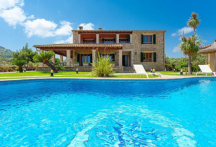 Beautiful villa with private pool, terraces, and garden . - Villa Padilla . (Fotogalerie) }}
