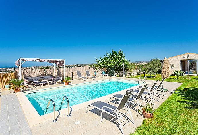 ,Beautiful villa with private pool and terrace . - Villa La Mia Sicilia . (Galerie de photos) }}