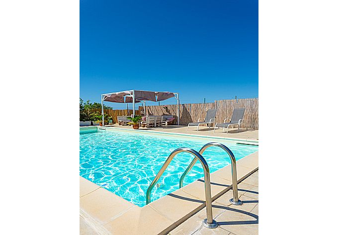 Private pool and terrace . - Villa La Mia Sicilia . (Galería de imágenes) }}