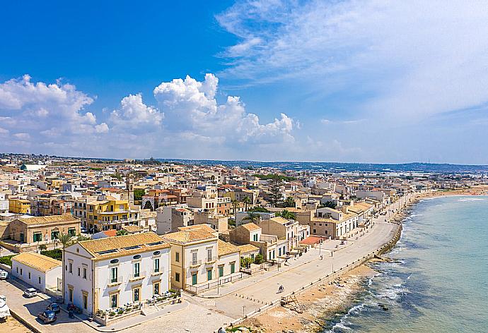 Donnalucata . - Villa La Mia Sicilia . (Fotogalerie) }}