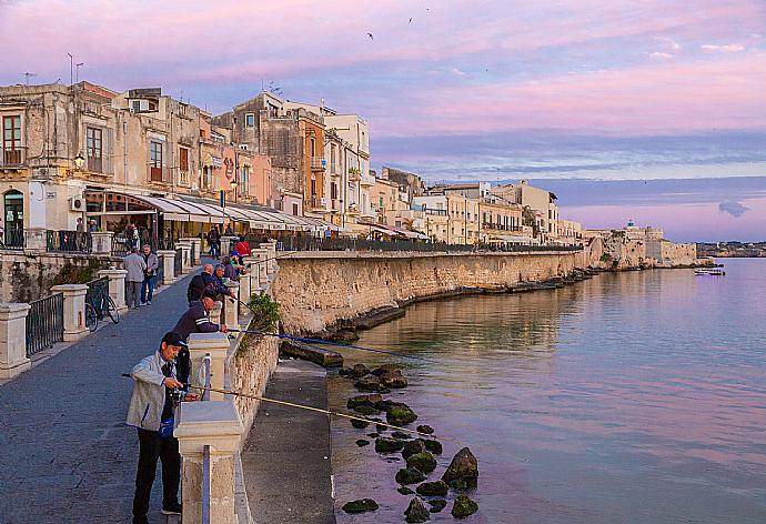 Syracuse . - Villa La Mia Sicilia . (Galleria fotografica) }}