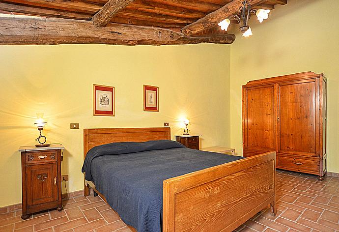 Double bedroom . - Villa Casale di Rosa . (Galería de imágenes) }}