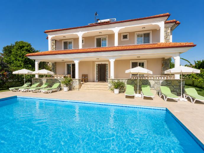Villa Kubra