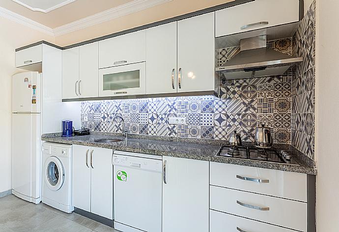 Equipped kitchen . - Villa Duman 2 . (Photo Gallery) }}