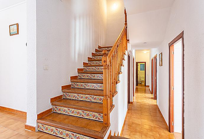 Stairway  . - Villa Bini Estrella . (Photo Gallery) }}