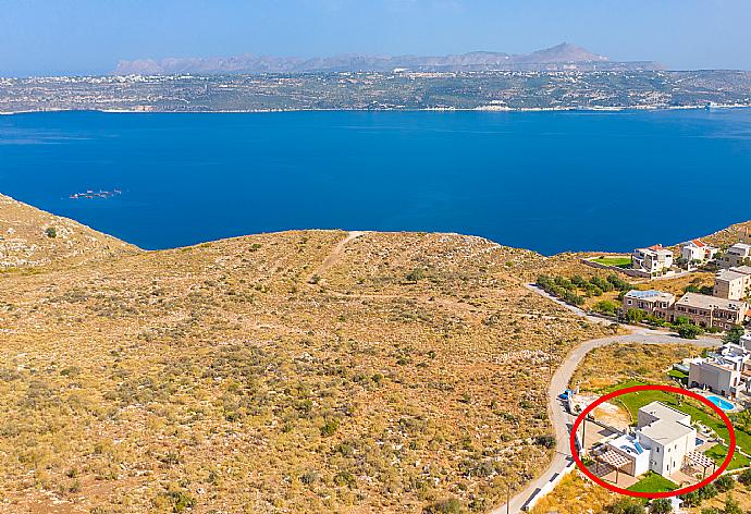 Aerial view showing location of Villa Lulla . - Villa Lulla . (Fotogalerie) }}