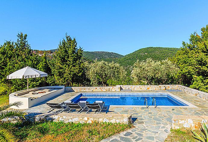 Beautiful villa with private pool and terrace . - Villa Levanda . (Photo Gallery) }}