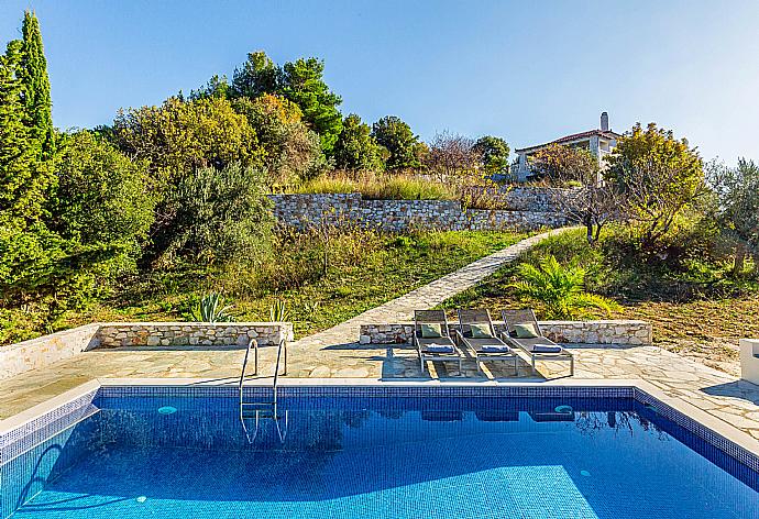 Beautiful Villa with Private Pool, Terrace and Garden . - Villa Levanda . (Photo Gallery) }}