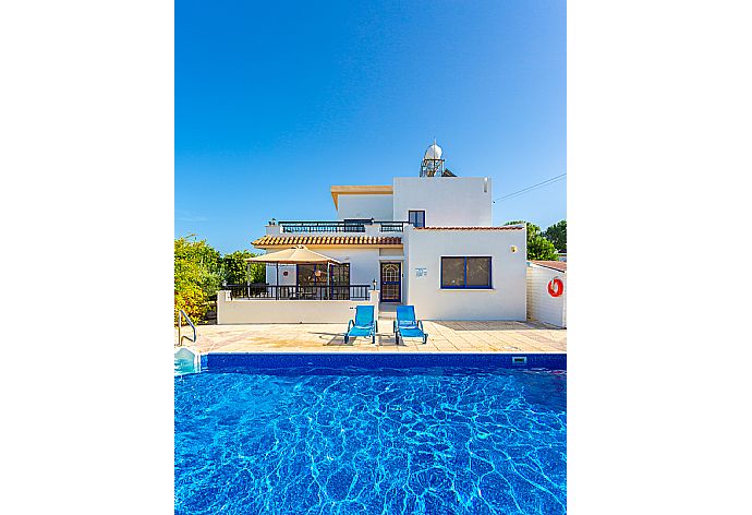 Beautiful villa with private pool and terrace . - Villa Charoula Pente . (Photo Gallery) }}