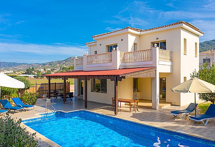 ,Beautiful villa with private pool and terrace with sea views . - Villa Jan Lui . (Galerie de photos) }}