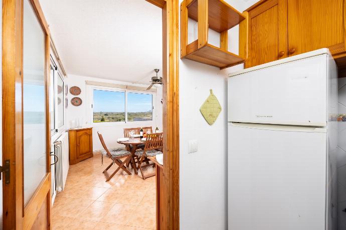 Equipped kitchen . - Villa Palmera . (Galleria fotografica) }}