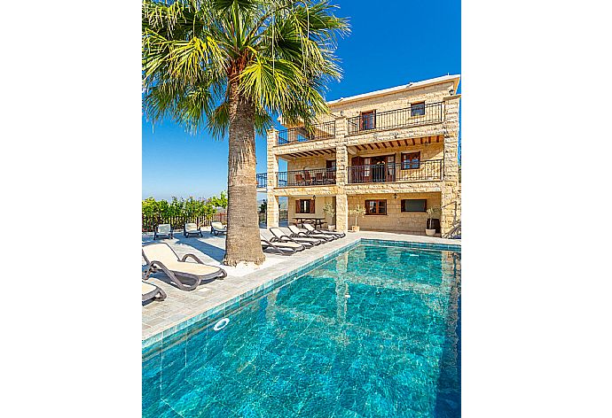 Beautiful villa with private pool and terrace with panoramic views . - Villa Alexandros Palace . (Galería de imágenes) }}