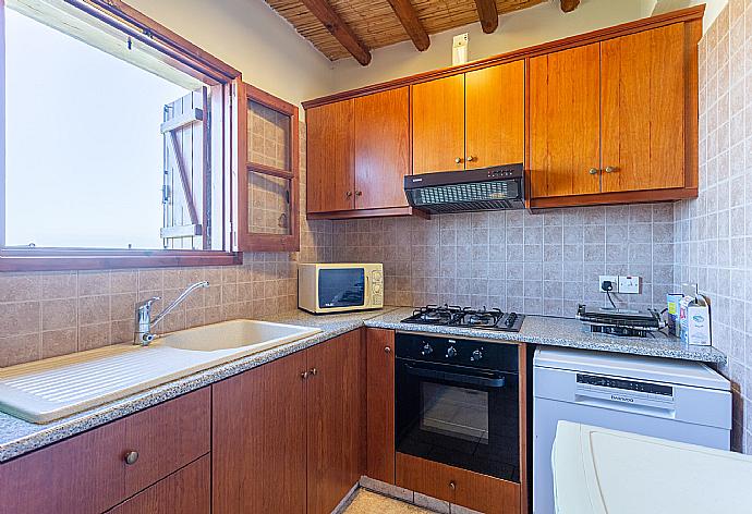 Equipped kitchen . - Villa Alexandros Palace . (Galería de imágenes) }}