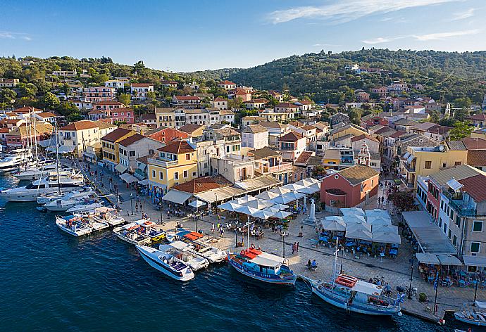 Gaios . - Flora Maisonettes 1 . (Fotogalerie) }}