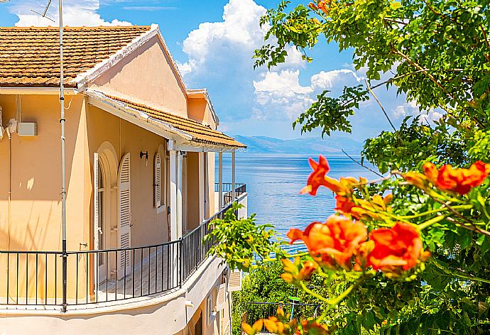 Beautiful villa with private pool and terrace with panoramic sea views . - Villa Litsa . (Galería de imágenes) }}