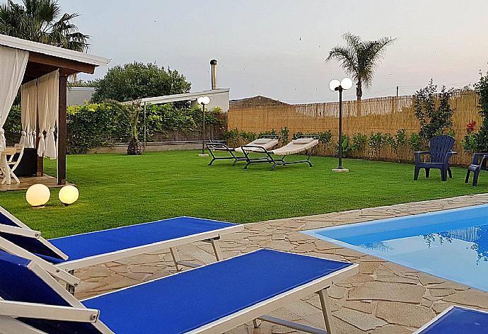 Private pool, terrace, and garden . - Villa Villino Blu . (Photo Gallery) }}