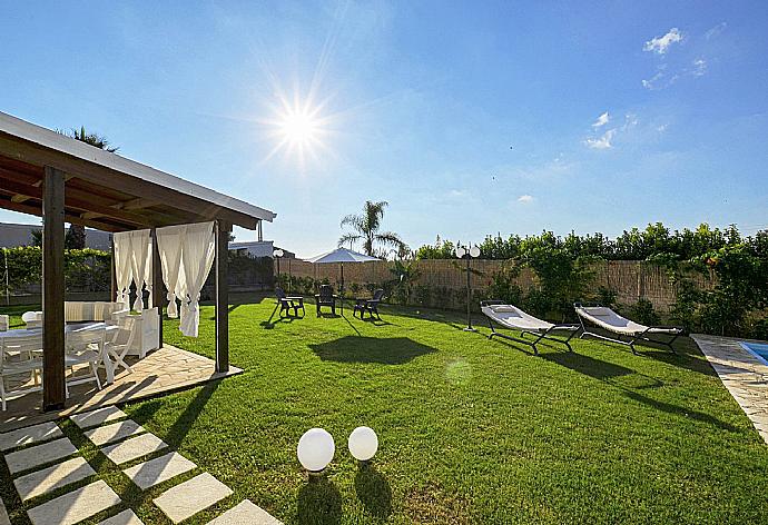 Garden . - Villa Villino Blu . (Fotogalerie) }}