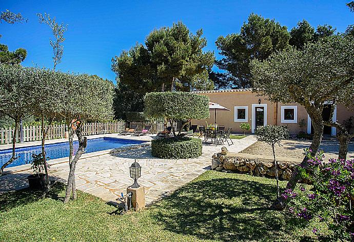 Beautiful villa with private pool, terrace, and garden area . - Villa Naveta . (Photo Gallery) }}